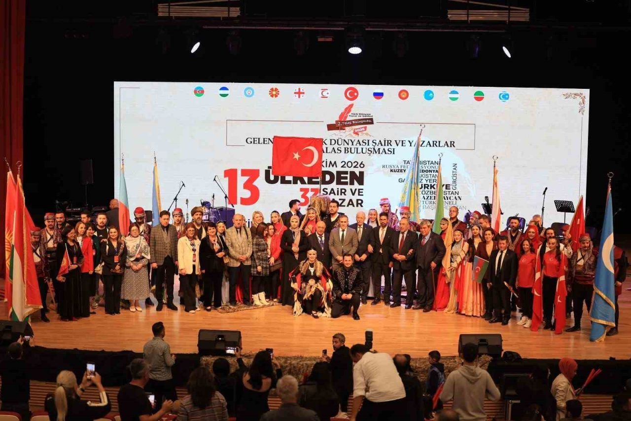 Talas Belediyesi tarafından 13 ülkeden 33 şairin katılımıyla 2. düzenlenen
