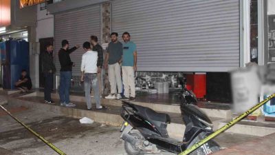 Adana’da kimya ürünleri satan bir iş yerine düzenlenen silahlı saldırıda,
