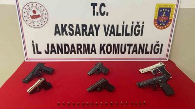 Aksaray’da ruhsatsız silah bulunduran ve taşıyan şüphelilere yönelik 3 ilçede