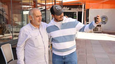 Kurtlar Vadisi dizisinin sevilen karakterlerinden Abidin’e benzerliğiyle Aksaray’da dikkat çeken