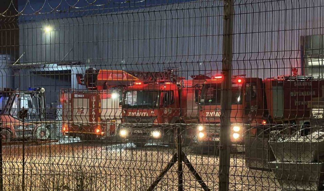 Sakarya’nın Akyazı ilçesinde faaliyet gösteren ASAŞ Alüminyum fabrikasının dökümhane bölümünde