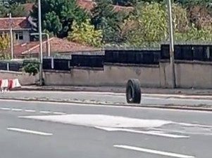 Ankara’da seyir halindeki EGO otobüsünün arka lastikleri koptu, o anlar