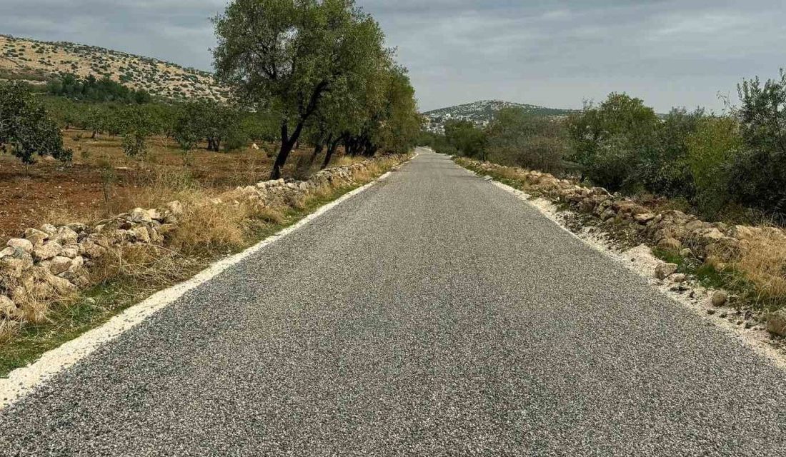 Gaziantep Büyükşehir Belediyesi, Araban’da başlattığı sıcak ve sathi kaplama yol
