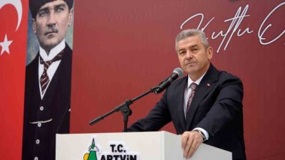 Artvin’de 29 Ekim Cumhuriyet Bayramı’nın 103. yıl dönümü, öğrencilerin gösterileri,