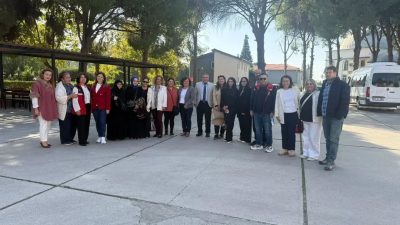 Aydın’ın Söke ilçesinde kadın üreticilere yönelik düzenlenen eğitim programında, iklim