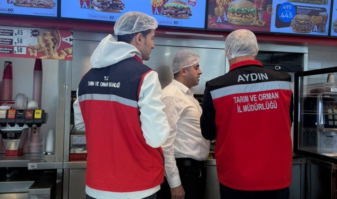 Aydın’daki bir alışveriş merkezindeki işletmelerde menü içerikleri ve kalori bilgileri