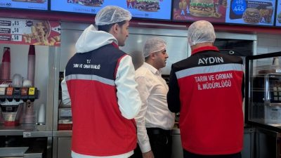 Aydın’daki bir alışveriş merkezindeki işletmelerde menü içerikleri ve kalori bilgileri