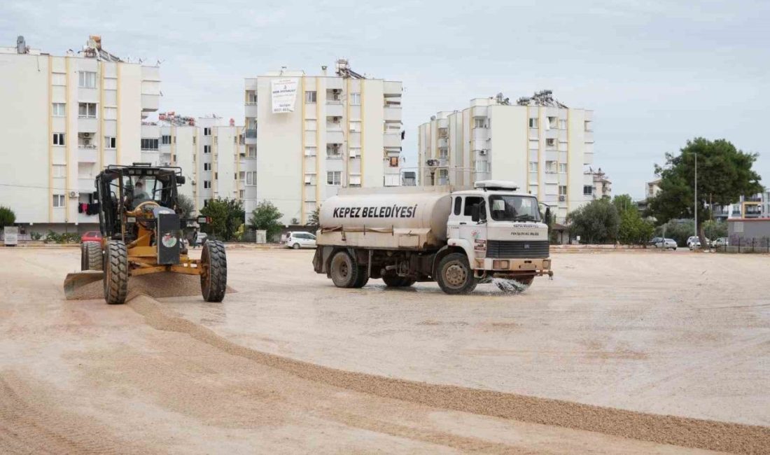 Kepez Belediyesi, Aydoğmuş Mahallesi’nde cadde üzerinde kurulan semt pazarını 4