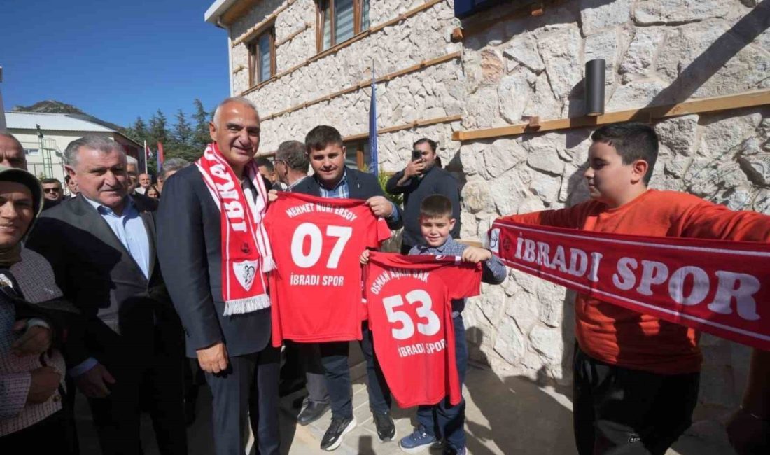 Kültür ve Turizm Bakanı Mehmet Nuri Ersoy, memleketi Antalya’nın İbradı