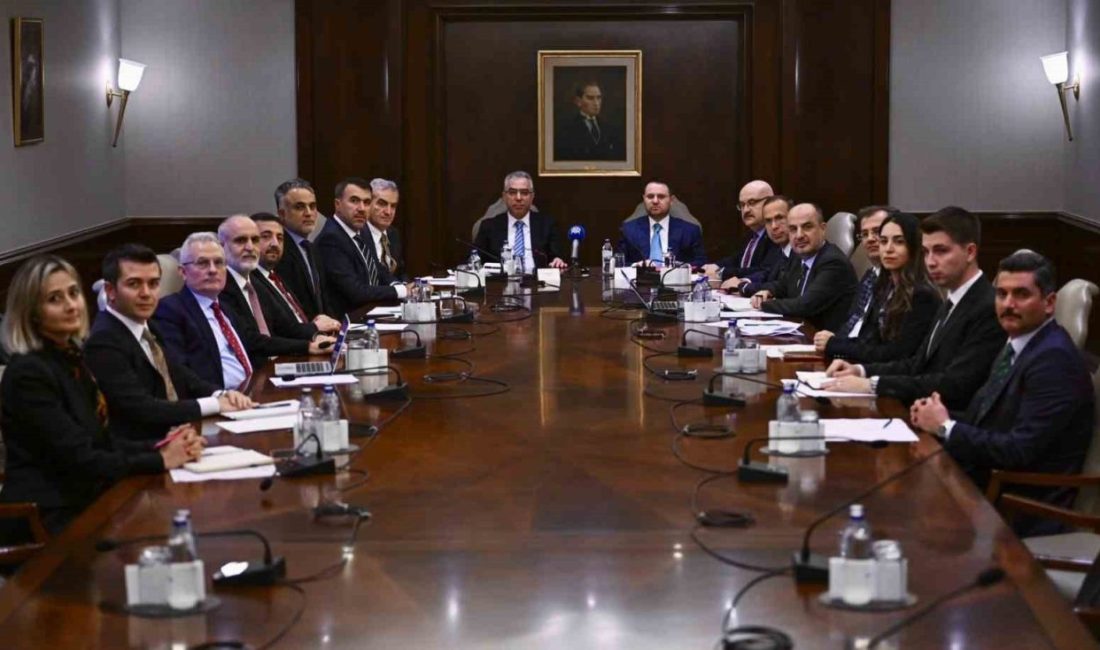 Adalet Bakanı Akın Gürlek, Cumhurbaşkanlığı Hukuk Politikaları Kurulunun “Türkiye’nin Yeni
