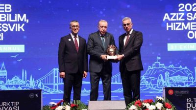Sağlık Bakanı Kemal Memişoğlu, “Bilimde ortaklığımızı, üretimde gücümüzü büyüterek Türkiye’yi