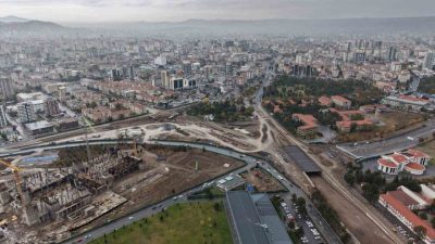 Kayseri Büyükşehir Belediye Başkanı Dr. Memduh Büyükkılıç, kentin ulaşım altyapısına