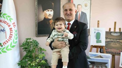İncirliova Belediye Başkanı Aytekin Kaya, SMA Tip 1 hastalığıyla mücadelesini