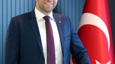 Niğde Belediye Başkanı Emrah Özdemir, Cumhuriyet’in kuruluşunun 103’üncü yıl dönümü