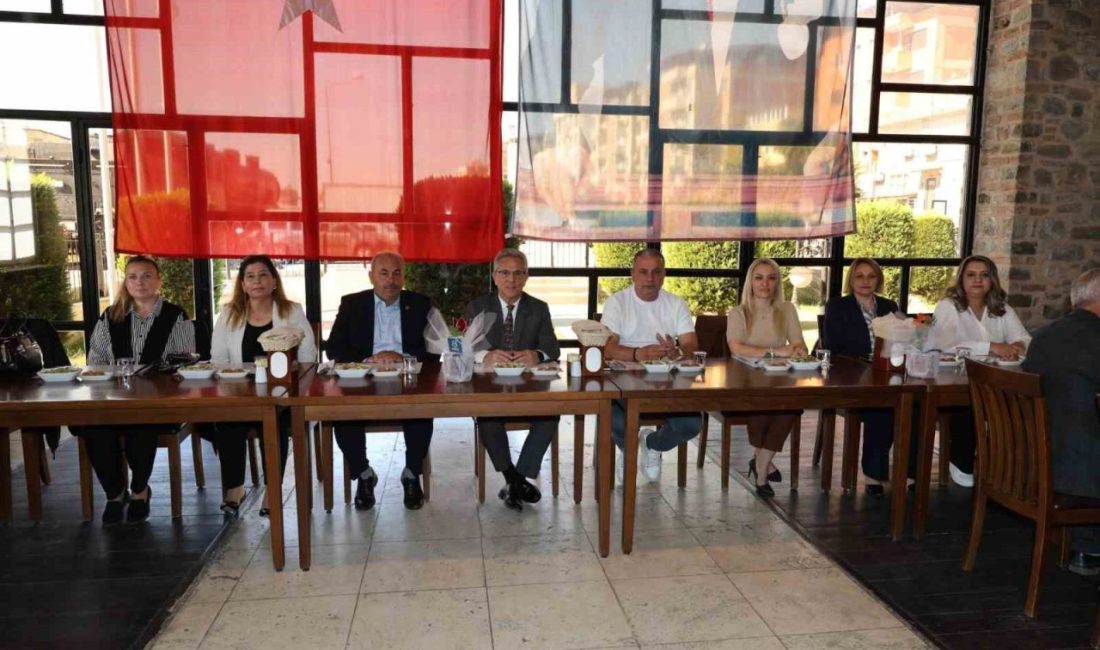 Nazilli Belediye Başkanı Dr. Ertuğrul Tetik, 19 Ekim Muhtarlar Günü