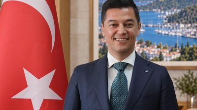 Cumhuriyetin kurulmasının milletin ortak iradesinin en büyük simgesi olduğunu ifade
