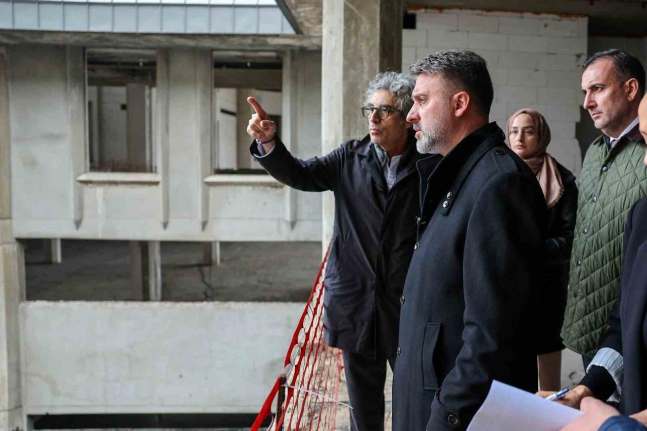 Bursa Büyükşehir Belediye Başkan Vekili Şahin Biba, ‘Çekirge Teras’ projesinde
