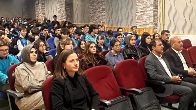 Bayburt Fen Lisesinde, Erasmus Günleri 2026 kapsamında öğrencilerin uluslararası eğitim
