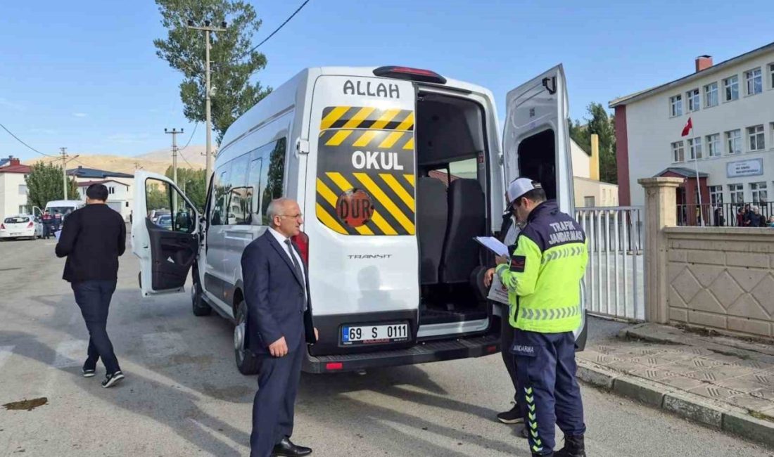 Bayburt İl Milli Eğitim Müdürlüğü koordinasyonunda, öğrencilerin okullarına güvenli ulaşımını