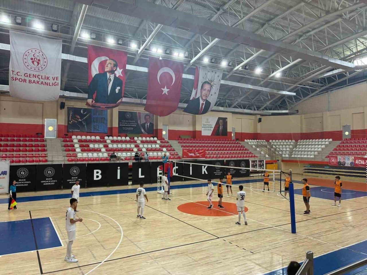 Bilecik’te koruma ve bakım altında bulunan çocuklar, Düzce ekibini 3-0