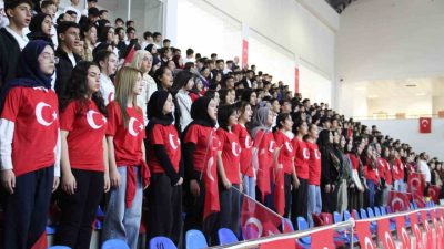 Bingöl’de Cumhuriyet’in kuruluşunun 103’üncü yıl dönümü, düzenlenen tören ve etkinliklerle