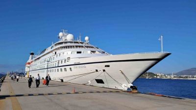 Bahama bayraklı lüks kruvaziyer “Star Legend”, 300 yolcusuyla Bodrum’u ziyaret