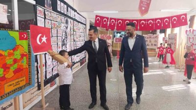 Cumhuriyetin ilanının 101. yılı kutlamaları kapsamında Bolvadin’de anlamlı bir etkinlik