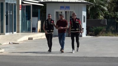 Antalya’da boşandığı eşi Hanım Biçer’i eşarpla boğarak öldürdüğü gerekçesiyle yargılanan
