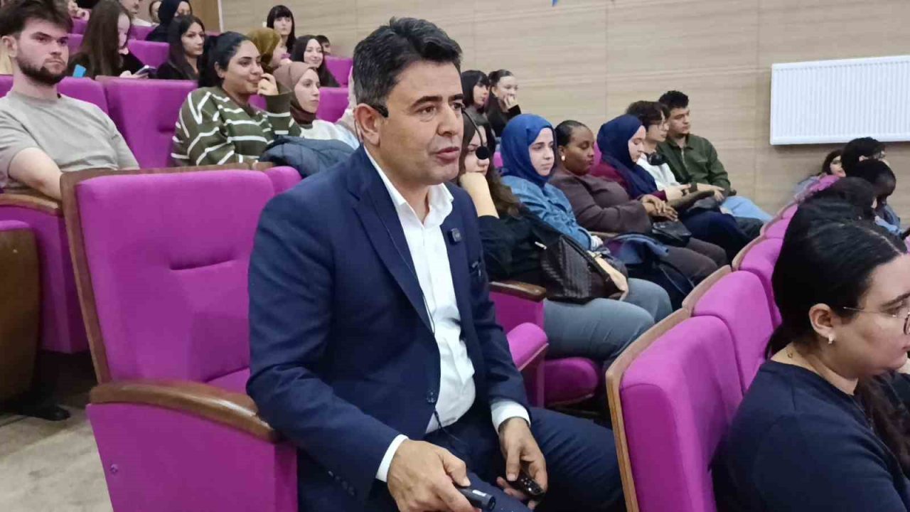 Ulaştırma ve Altyapı Bakanlığı tarafından Bartın Üniversitesi’nde düzenlenen UFEST kapanış