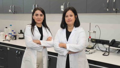 BTÜ akademisyenleri, TÜBİTAK desteğiyle geliştirdikleri akıllı yara örtüsüyle iyileşme sürecinde