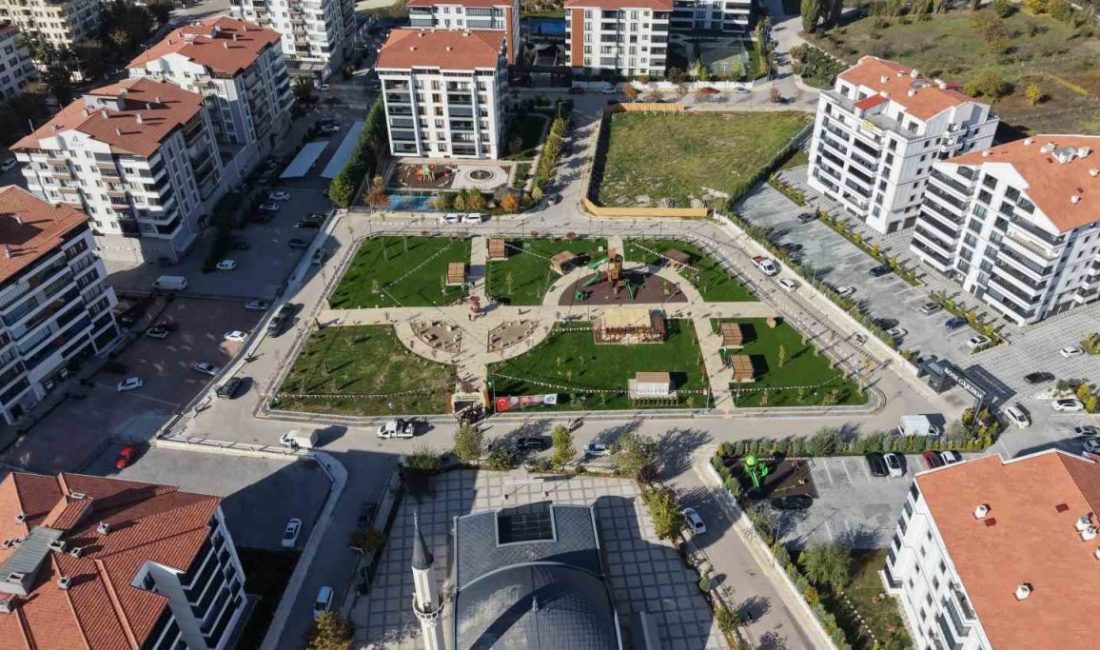 Çorum’da 4 bin 650 metrekarelik alanda kurulan “Arkeopark” düzenlenen törenle