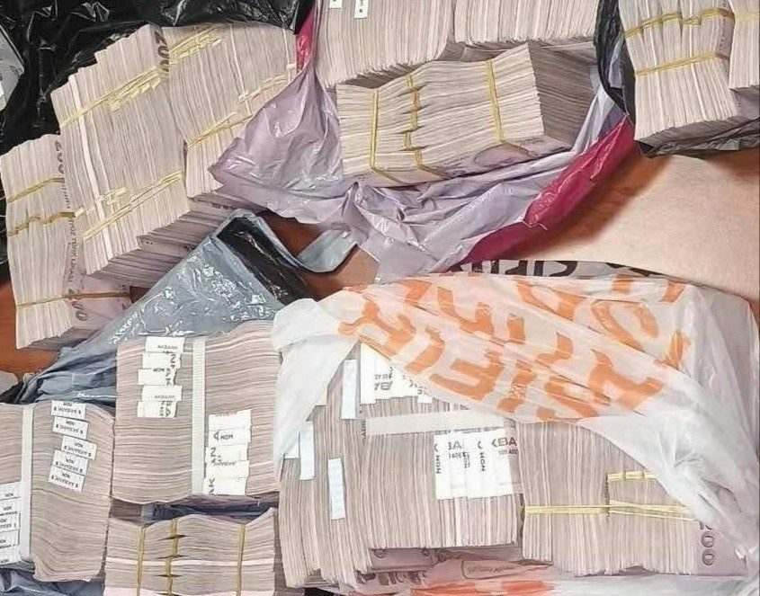 Kırklareli Dereköy Sınır Kapısı’ndan geçerek Bulgaristan’ın Malko Tarnovo Gümrük Noktası’na