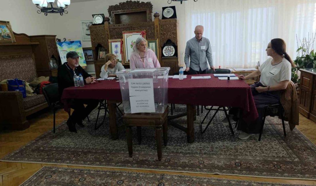 Bulgaristan’da cumhurbaşkanı ve cumhurbaşkanı yardımcısı seçimi kapsamında Edirne’de de oy