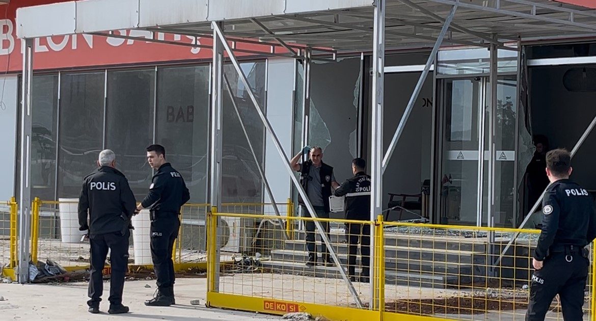 Bursa’nın Nilüfer ilçesinde yapımı devam eden inşaat projesinin Babylon satış