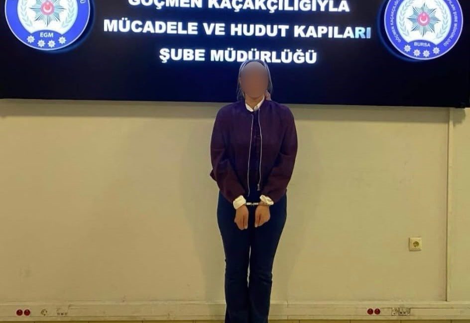 Bursa’da kendisini avukat olarak tanıtarak hukuki destek vaadiyle vatandaşları dolandırdığı