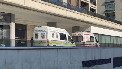 Büyükçekmece’de silah sesleri üzerine eve giden polis ekipleri 2 kişinin