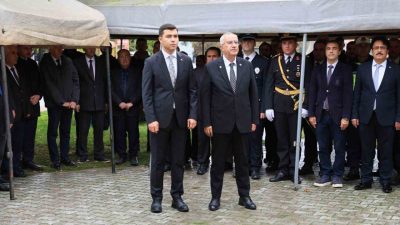 29 Ekim Cumhuriyet Bayramı kutlamaları, Çameli Cumhuriyet Meydanı’nda düzenlenen çelenk