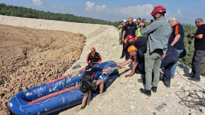 İzmir’in Buca ilçesinde bir şirkete ait katı atık döküm sahasındaki