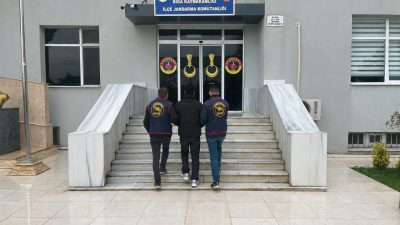 Çanakkale’de jandarma ekiplerince çeşitli suçlardan aranan 112 şüpheli yakalandı. Şüphelilerden