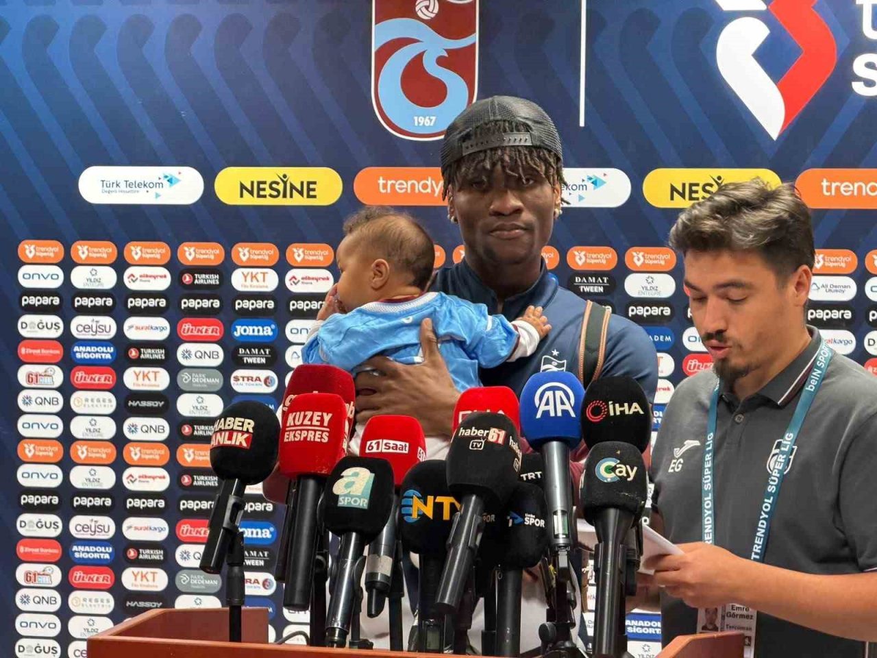 Trabzonspor’un Beşiktaş’ı 2-0 mağlup ettiği karşılaşmanın ardından bordo-mavili futbolcu Chibuike