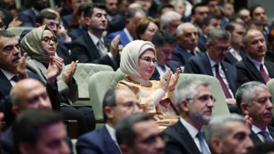 Cumhurbaşkanı Recep Tayyip Erdoğan, “Dünyaya ve Türkiye’ye başkalarının penceresinden bakanlar
