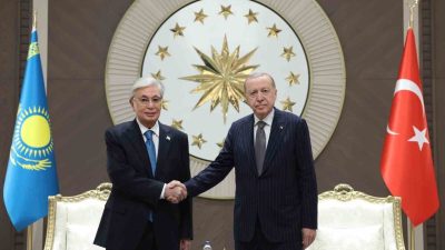 Cumhurbaşkanı Recep Tayyip Erdoğan, Kazakistan Cumhurbaşkanı Kasım Cömert Tokayev’i resmi