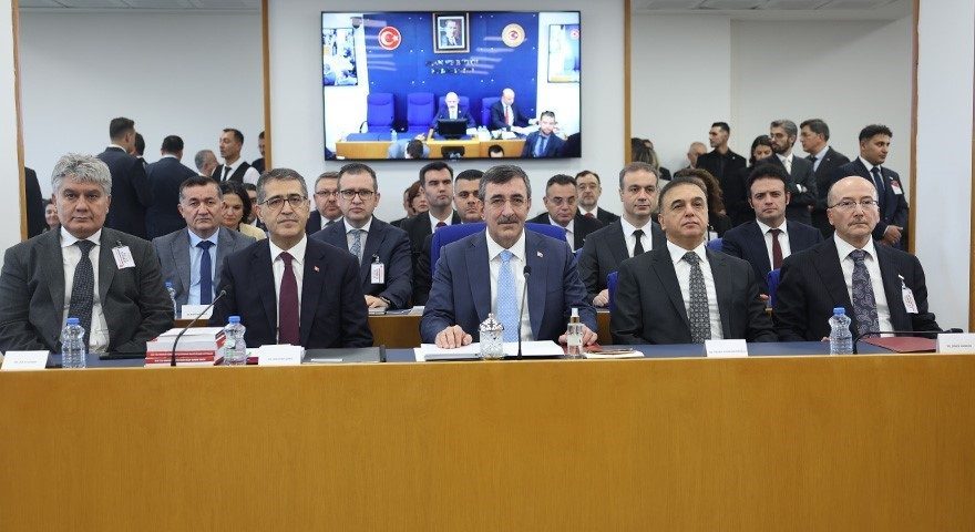 Cumhurbaşkanı Yardımcısı Cevdet Yılmaz, “Finansal istikrarı güçlendiren, ekonomimizin şoklara karşı