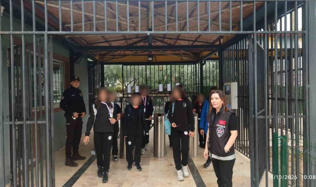 Denizli Valiliği koordinasyonunda yürütülen çalışmalar kapsamında, kent genelindeki okullarda öğrencilerin