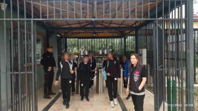 Denizli Valiliği koordinasyonunda yürütülen çalışmalar kapsamında, kent genelindeki okullarda öğrencilerin