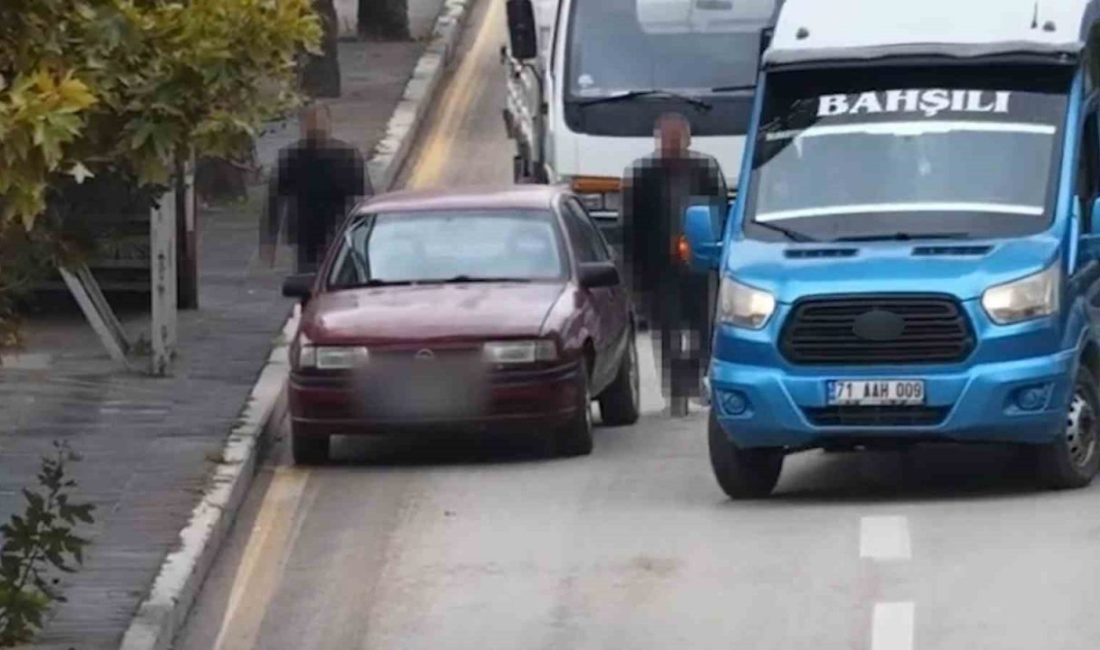 Kırıkkale’de trafik denetimini fark eden ehliyetsiz sürücü, aracından inerek hiçbir