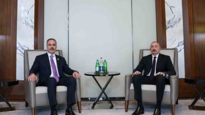Dışişleri Bakanı Hakan Fidan, resmi ziyaret kapsamında geldiği Azerbaycan’da Cumhurbaşkanı