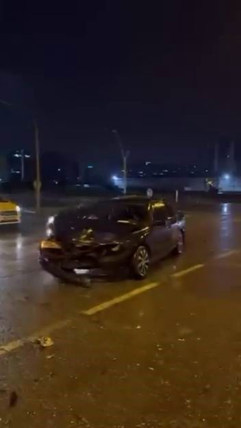 Diyarbakır’da iki aracın çarpışması sonucu meydana gelen trafik kazasında 2