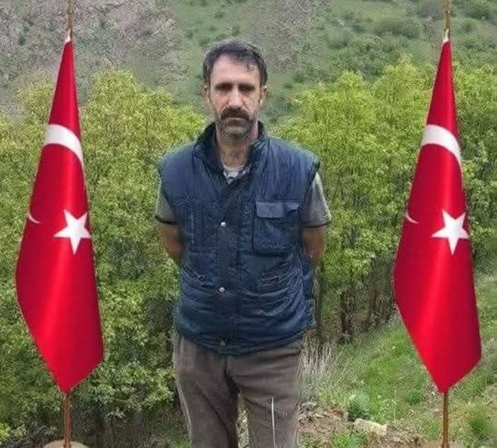 Elazığ’ın Palu ilçesinde yaya olarak bir düğüne giden amca ve