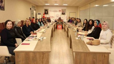 Aile Buluşması düzenlendi. Programa Vali Mehmet Makas’ın eşi Elif Makas